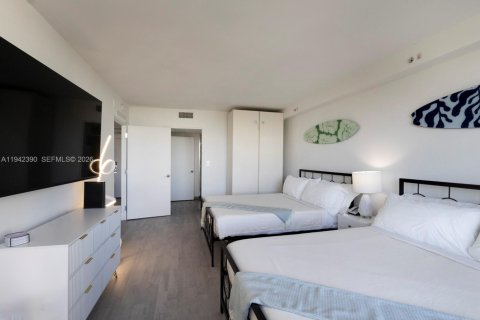 Condominio en venta en Miami Beach, Florida, 1 dormitorio, 62.8 m2 № 1999667 - foto 14