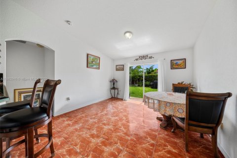 Villa ou maison à vendre à Homestead, Floride: 4 chambres, 169.27 m2 № 1977329 - photo 12