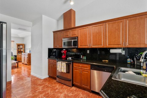 Villa ou maison à vendre à Homestead, Floride: 4 chambres, 169.27 m2 № 1977329 - photo 15