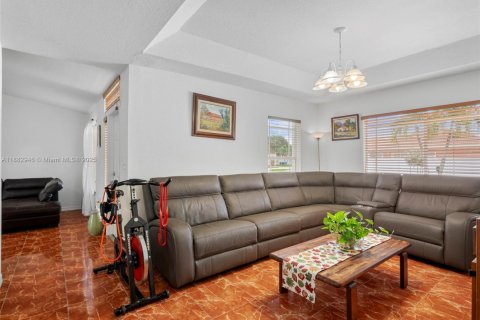 Villa ou maison à vendre à Homestead, Floride: 4 chambres, 169.27 m2 № 1977329 - photo 7