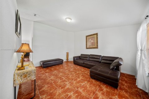 Villa ou maison à vendre à Homestead, Floride: 4 chambres, 169.27 m2 № 1977329 - photo 9