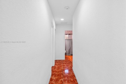 Villa ou maison à vendre à Homestead, Floride: 4 chambres, 169.27 m2 № 1977329 - photo 19