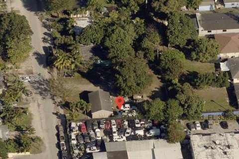 Casa en venta en Homestead, Florida, 3 dormitorios, 89.19 m2 № 2002423 - foto 10