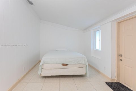 Casa en venta en Hollywood, Florida, 3 dormitorios, 147.16 m2 № 1887788 - foto 21