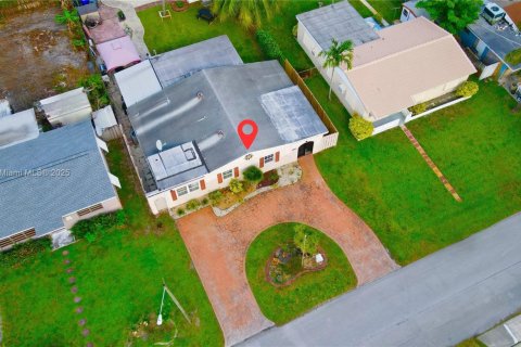 Casa en venta en Hollywood, Florida, 3 dormitorios, 147.16 m2 № 1887788 - foto 8