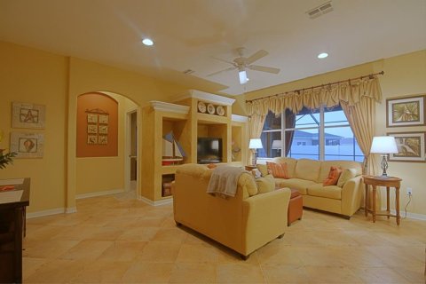 Villa ou maison à louer à Brooksville, Floride: 3 chambres, 186.64 m2 № 2283593 - photo 10