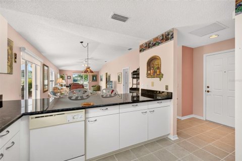 Villa ou maison à vendre à The Villages, Floride: 2 chambres, 114.08 m2 № 2413495 - photo 12