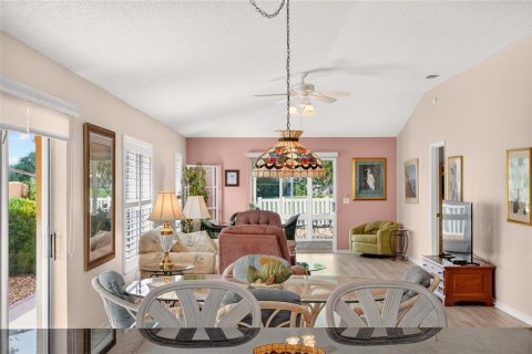 Villa ou maison à vendre à The Villages, Floride: 2 chambres, 114.08 m2 № 2413495 - photo 21
