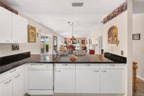 Villa ou maison à vendre à The Villages, Floride: 2 chambres, 114.08 m2 № 2413495 - photo 11