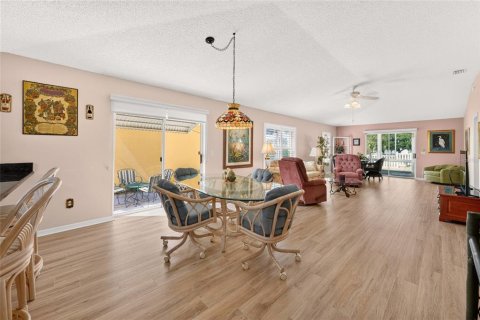 Villa ou maison à vendre à The Villages, Floride: 2 chambres, 114.08 m2 № 2413495 - photo 20