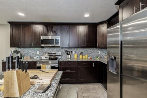 House in Saint Petersburg, Florida 7 bedrooms, 568.84 sq.m. № 1509055 - photo 30