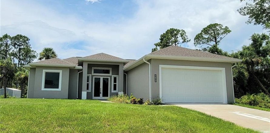 Casa en North Port, Florida 3 dormitorios, 139.63 m2 № 1881120