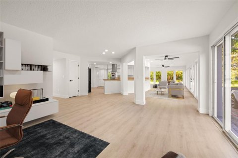 Villa ou maison à vendre à Clearwater, Floride: 4 chambres, 401.34 m2 № 2207559 - photo 10