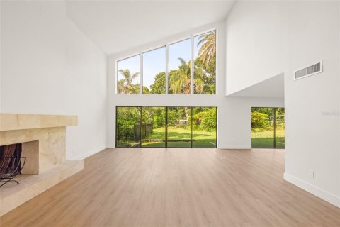 Villa ou maison à vendre à Clearwater, Floride: 4 chambres, 401.34 m2 № 2207559 - photo 4