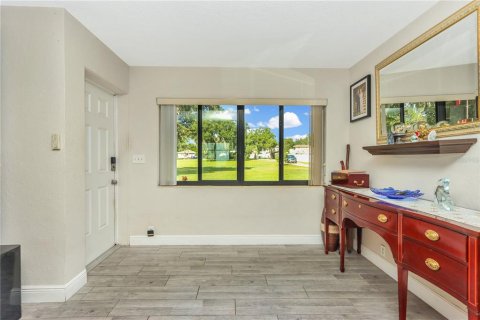House in Tavares, Florida 3 bedrooms, 192.68 sq.m. № 1741010 - photo 18