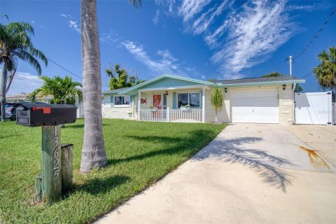 Casa en venta en Hudson, Florida, 2 dormitorios, 99.96 m2 № 1906547 - foto 4