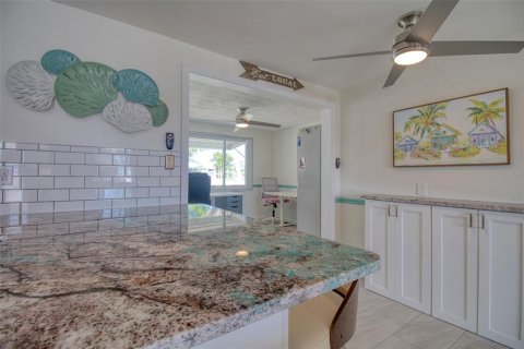 Casa en venta en Hudson, Florida, 2 dormitorios, 99.96 m2 № 1906547 - foto 11