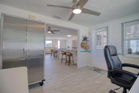 Casa en venta en Hudson, Florida, 2 dormitorios, 99.96 m2 № 1906547 - foto 20