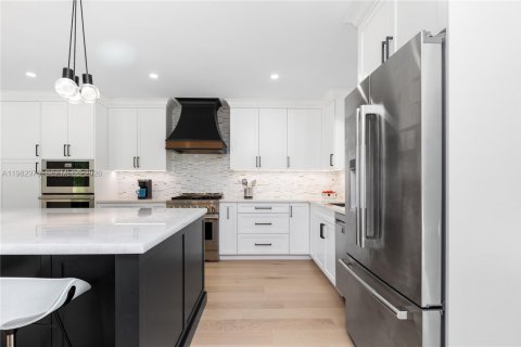 Casa en venta en Palmetto Bay, Florida, 4 dormitorios, 214.05 m2 № 2045564 - foto 10