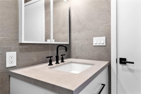 Casa en venta en Palmetto Bay, Florida, 4 dormitorios, 214.05 m2 № 2045564 - foto 29