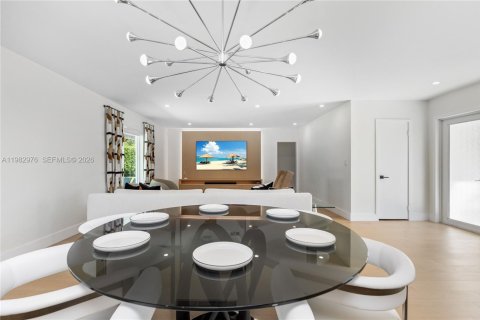 Casa en venta en Palmetto Bay, Florida, 4 dormitorios, 214.05 m2 № 2045564 - foto 18