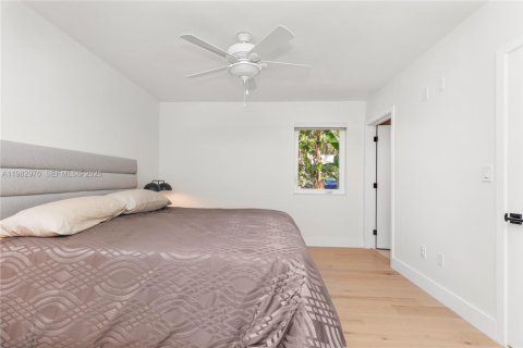 Casa en venta en Palmetto Bay, Florida, 4 dormitorios, 214.05 m2 № 2045564 - foto 25