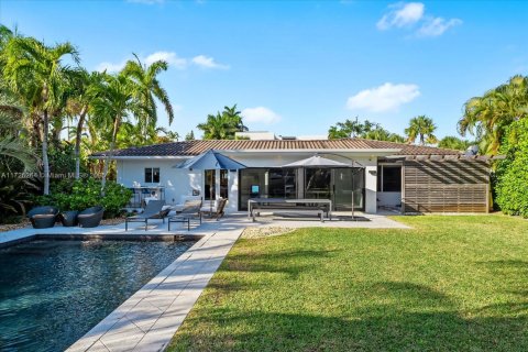 House in North Miami, Florida 3 bedrooms, 169.27 sq.m. № 1978946 - photo 16