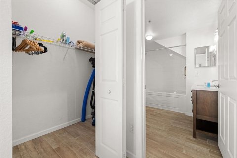 Copropriété à vendre à Kissimmee, Floride: 3 chambres, 120.4 m2 № 2196753 - photo 24