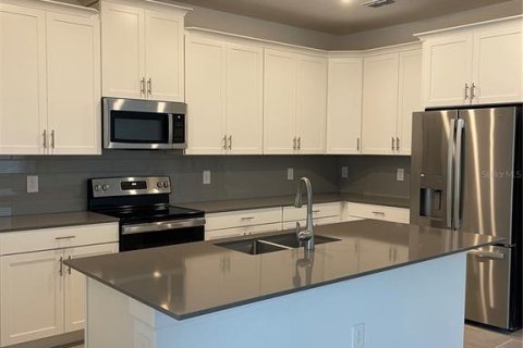 Casa en alquiler en Davenport, Florida, 4 dormitorios, 188.96 m2 № 1822638 - foto 5