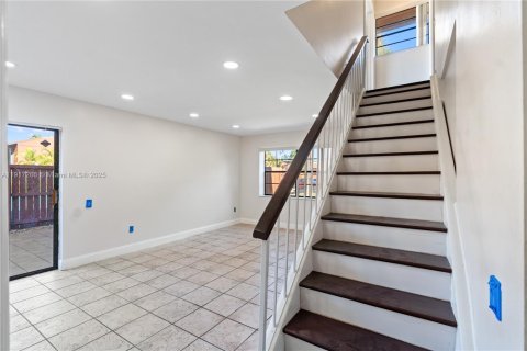 Copropriété à vendre à Miami, Floride: 3 chambres, 132.85 m2 № 1973734 - photo 6