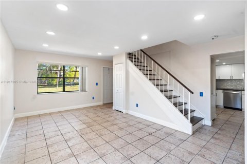 Copropriété à vendre à Miami, Floride: 3 chambres, 132.85 m2 № 1973734 - photo 5