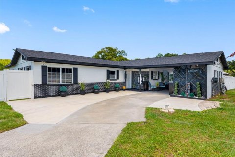 Villa ou maison à Lutz, Floride 3 chambres, 151.71 m2 № 2147964