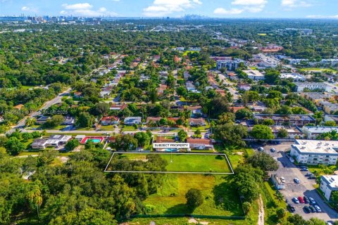 Land in North Miami, Florida № 1951720 - photo 8