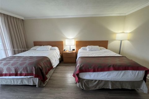 Copropriété à vendre à Sunny Isles Beach, Floride: 33.44 m2 № 1958246 - photo 11