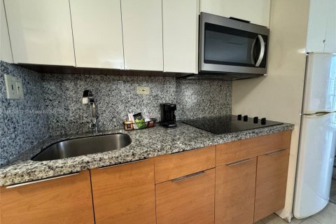 Copropriété à vendre à Sunny Isles Beach, Floride: 33.44 m2 № 1958246 - photo 24