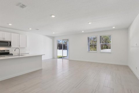 Villa ou maison à vendre à Palm Coast, Floride: 4 chambres, 203.73 m2 № 2410157 - photo 3