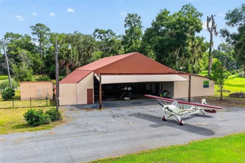 House in Ocala, Florida 3 bedrooms, 274.8 sq.m. № 2210003 - photo 7