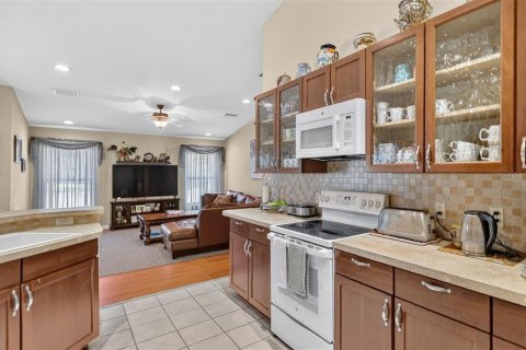 House in Ocala, Florida 3 bedrooms, 274.8 sq.m. № 2210003 - photo 26