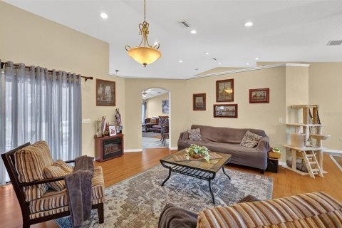 House in Ocala, Florida 3 bedrooms, 274.8 sq.m. № 2210003 - photo 17