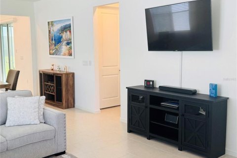 House in Land O' Lakes, Florida 2 bedrooms, 137.03 sq.m. № 1816007 - photo 7