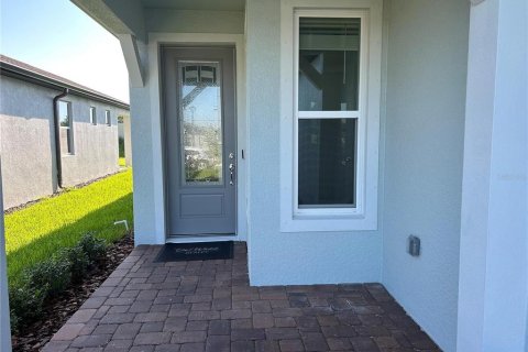 House in Land O' Lakes, Florida 2 bedrooms, 137.03 sq.m. № 1816007 - photo 2