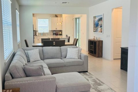 House in Land O' Lakes, Florida 2 bedrooms, 137.03 sq.m. № 1816007 - photo 6