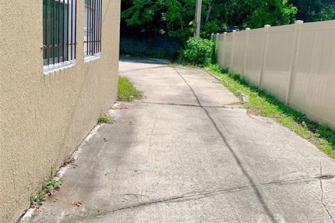Propiedad comercial en venta en Orlando, Florida, 382.2 m2 № 1268137 - foto 3