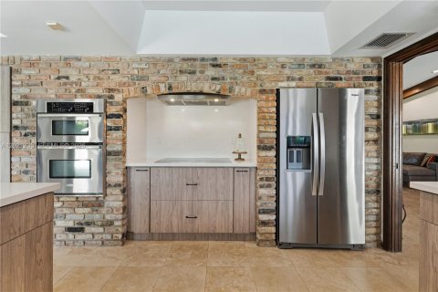 Villa ou maison à vendre à Palmetto Bay, Floride: 4 chambres, 248.33 m2 № 2084934 - photo 18