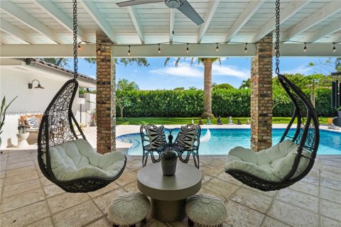 Villa ou maison à Palmetto Bay, Floride 4 chambres, 248.33 m2 № 2084934