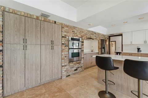 Villa ou maison à vendre à Palmetto Bay, Floride: 4 chambres, 248.33 m2 № 2084934 - photo 17