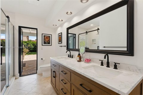 Villa ou maison à vendre à Palmetto Bay, Floride: 4 chambres, 248.33 m2 № 2084934 - photo 27