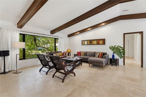 Villa ou maison à vendre à Palmetto Bay, Floride: 4 chambres, 248.33 m2 № 2084934 - photo 8