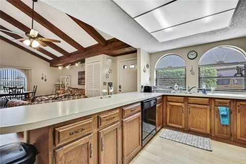 Casa en alquiler en Weeki Wachee, Florida, 3 dormitorios, 116.96 m2 № 1603151 - foto 11