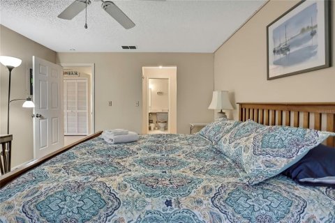 Casa en alquiler en Weeki Wachee, Florida, 3 dormitorios, 116.96 m2 № 1603151 - foto 15